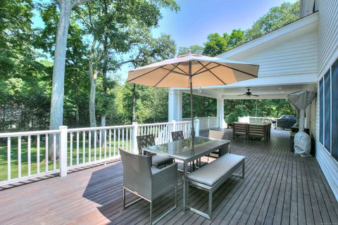 A home in New Canaan