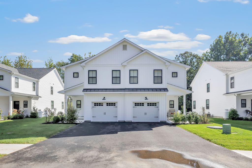 Photo of 37 Old Route 7 #3, Brookfield, CT 06804 (MLS # 24158988)