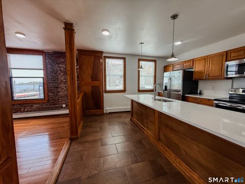 Photo of 18 Bank Street, New London, CT 06320 (MLS # 24183859)