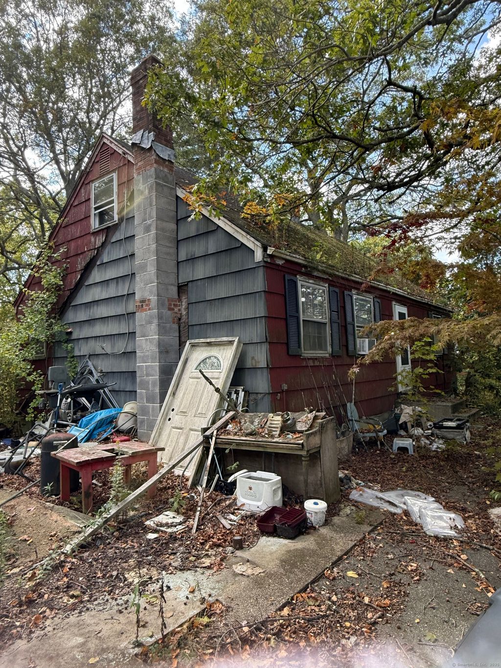 Photo of 64 Pennsylvania Avenue, Montville, CT 06370 (MLS # 24132225)