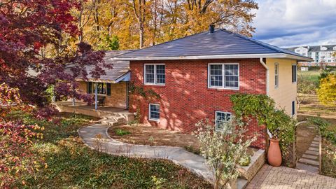 34 Davenport Drive Stamford CT 06902