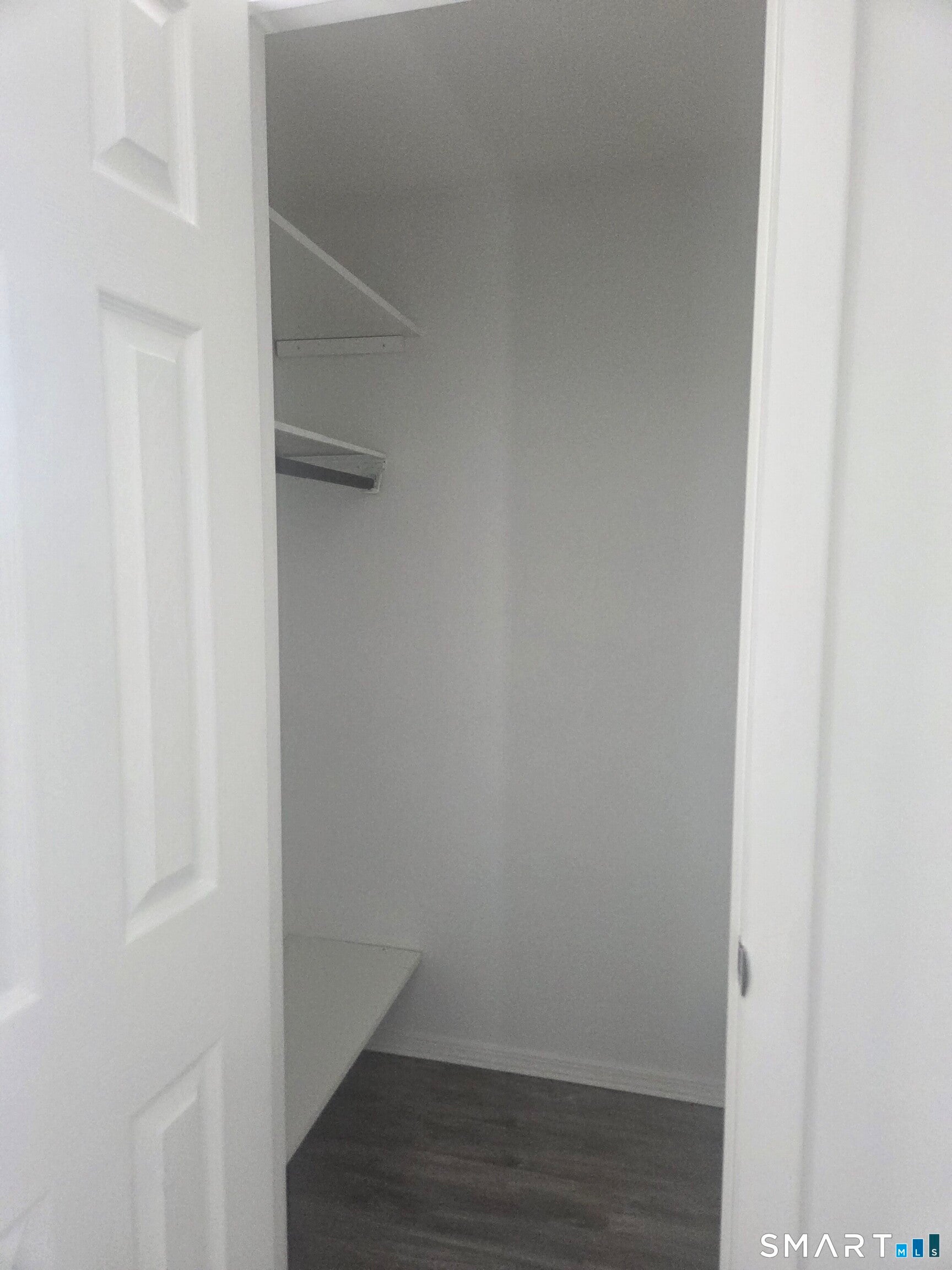 7 Padanaram Road J216