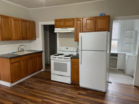 Photo of 436 West Street #1st FL, Bristol, CT 06010 (MLS # 24141533)