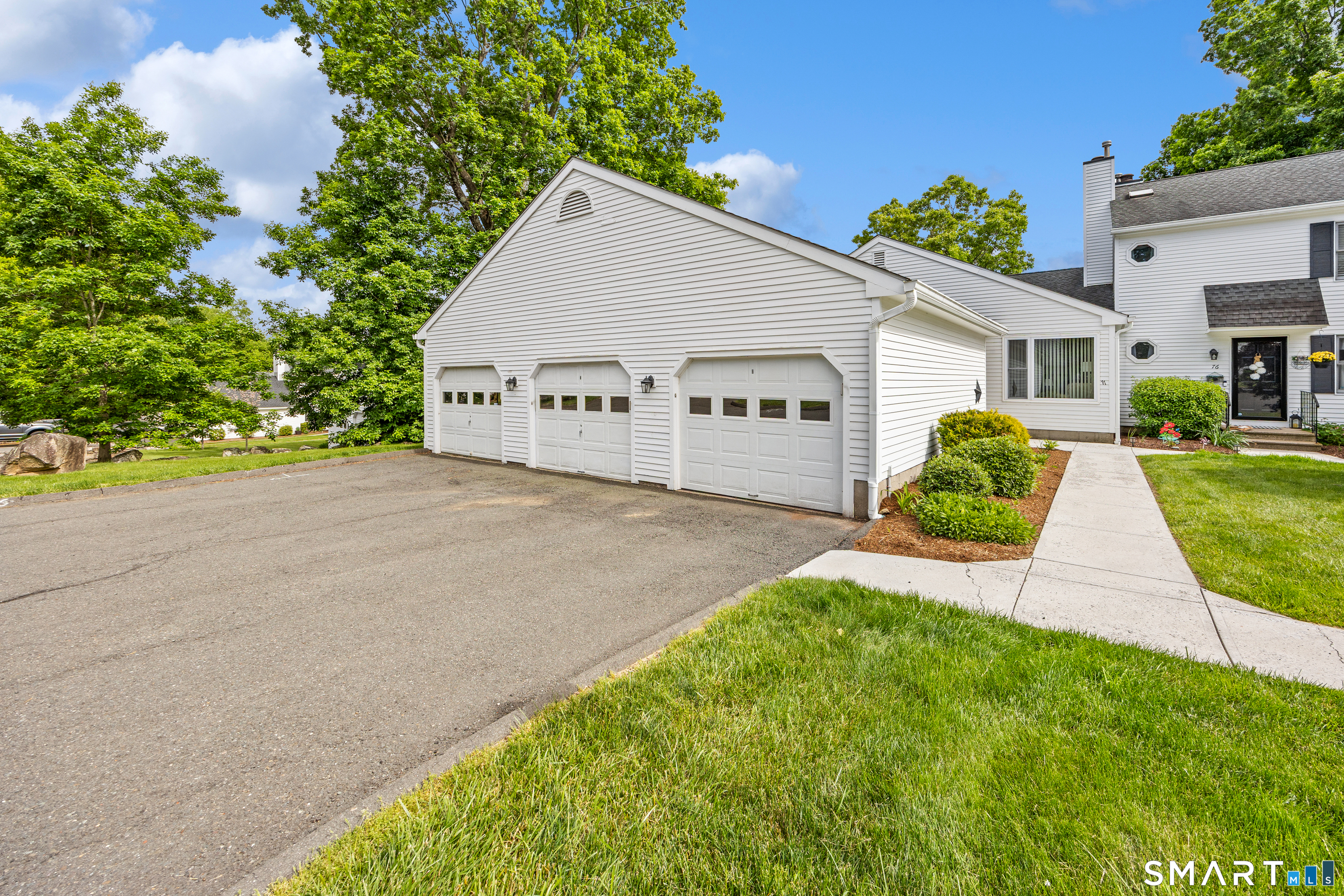 319 Thomaston Road 77