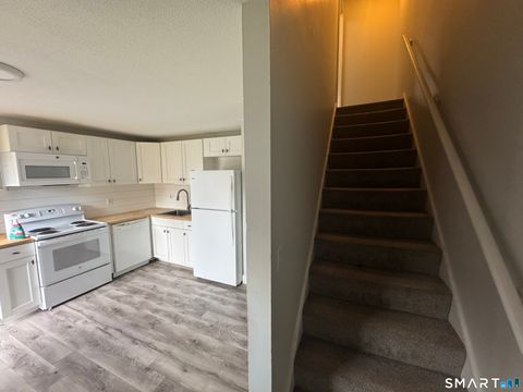 Tiny photo for 239 Old Farms Road #5C, Avon, CT 06001 (MLS # 24162858)