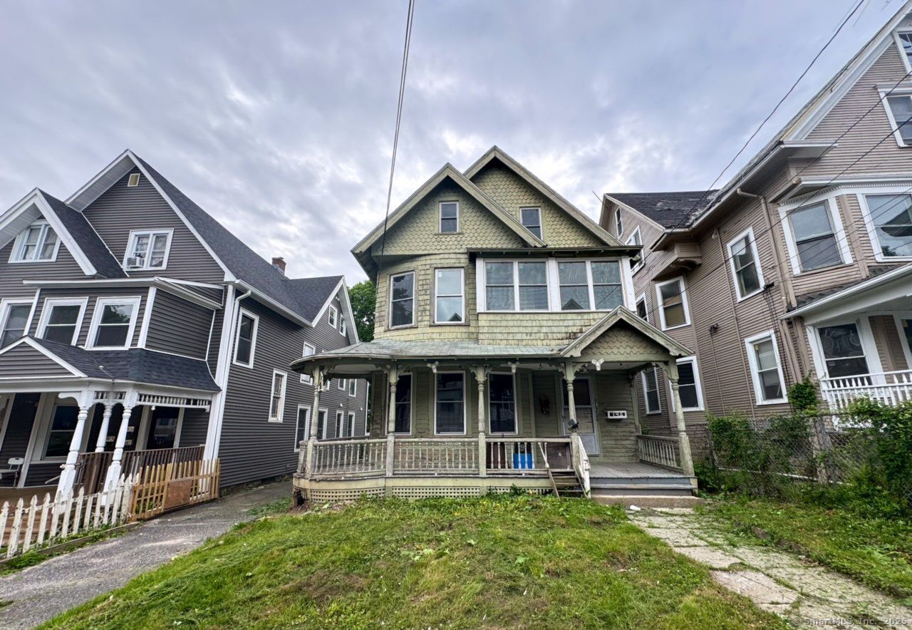 145 Chestnut Avenue