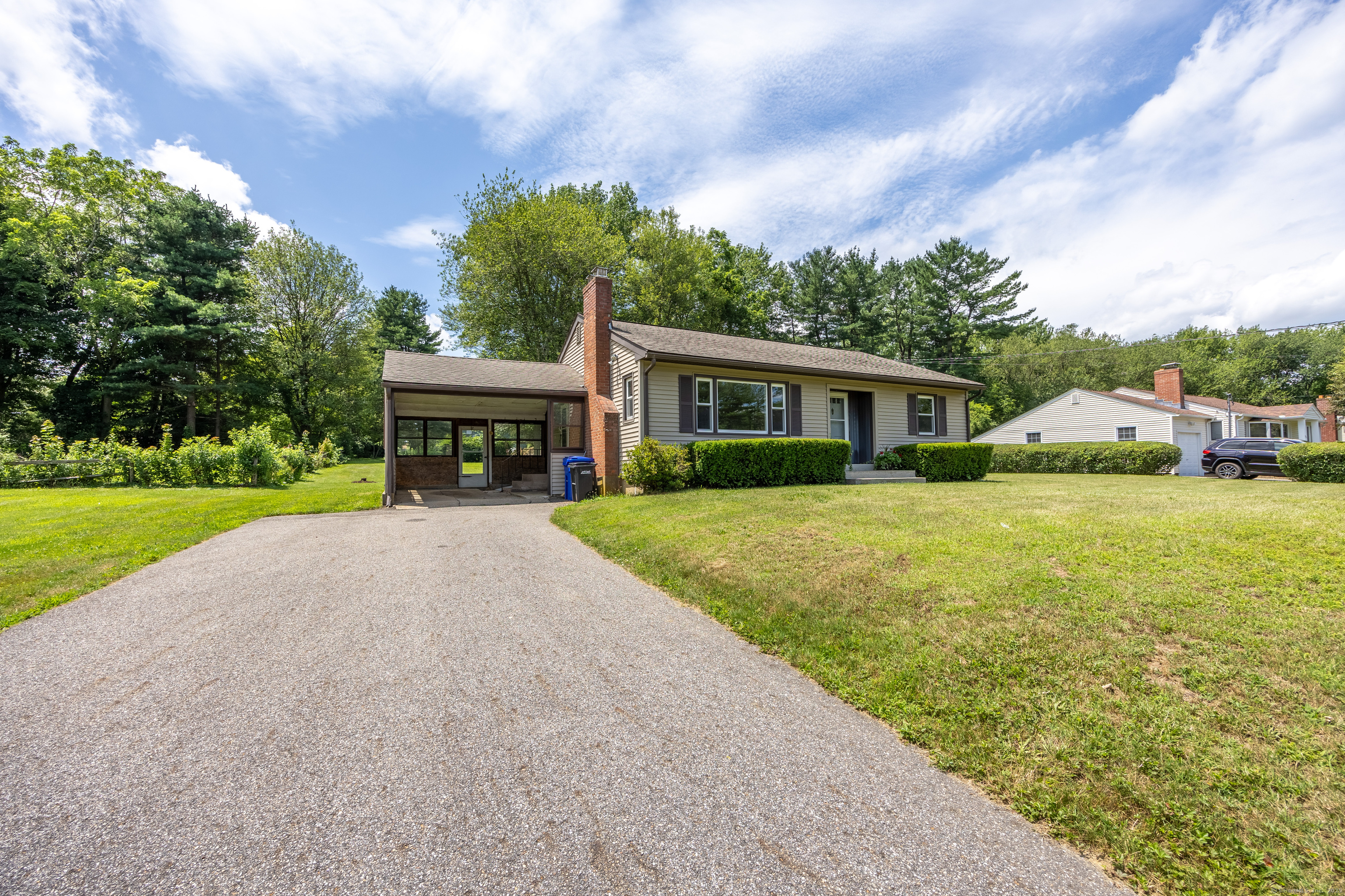 27 Lathrop Drive