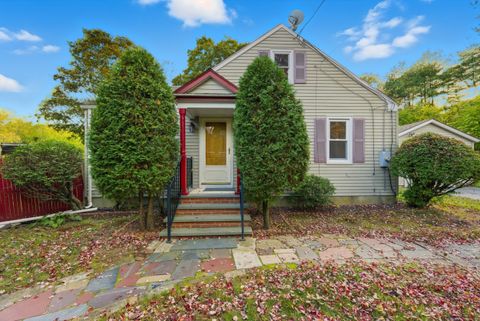 Photo of 21 Stonington Road, Norwich, CT 06360 (MLS # 24134477)