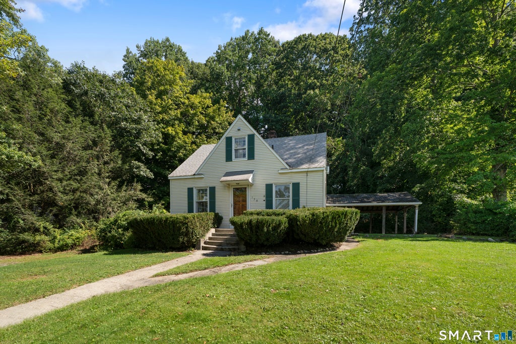 Photo of 138 Steinmann Avenue, Middlebury, CT 06762 (MLS # 24203915)