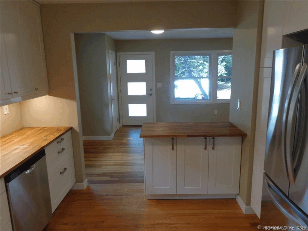 9 Silver Drive