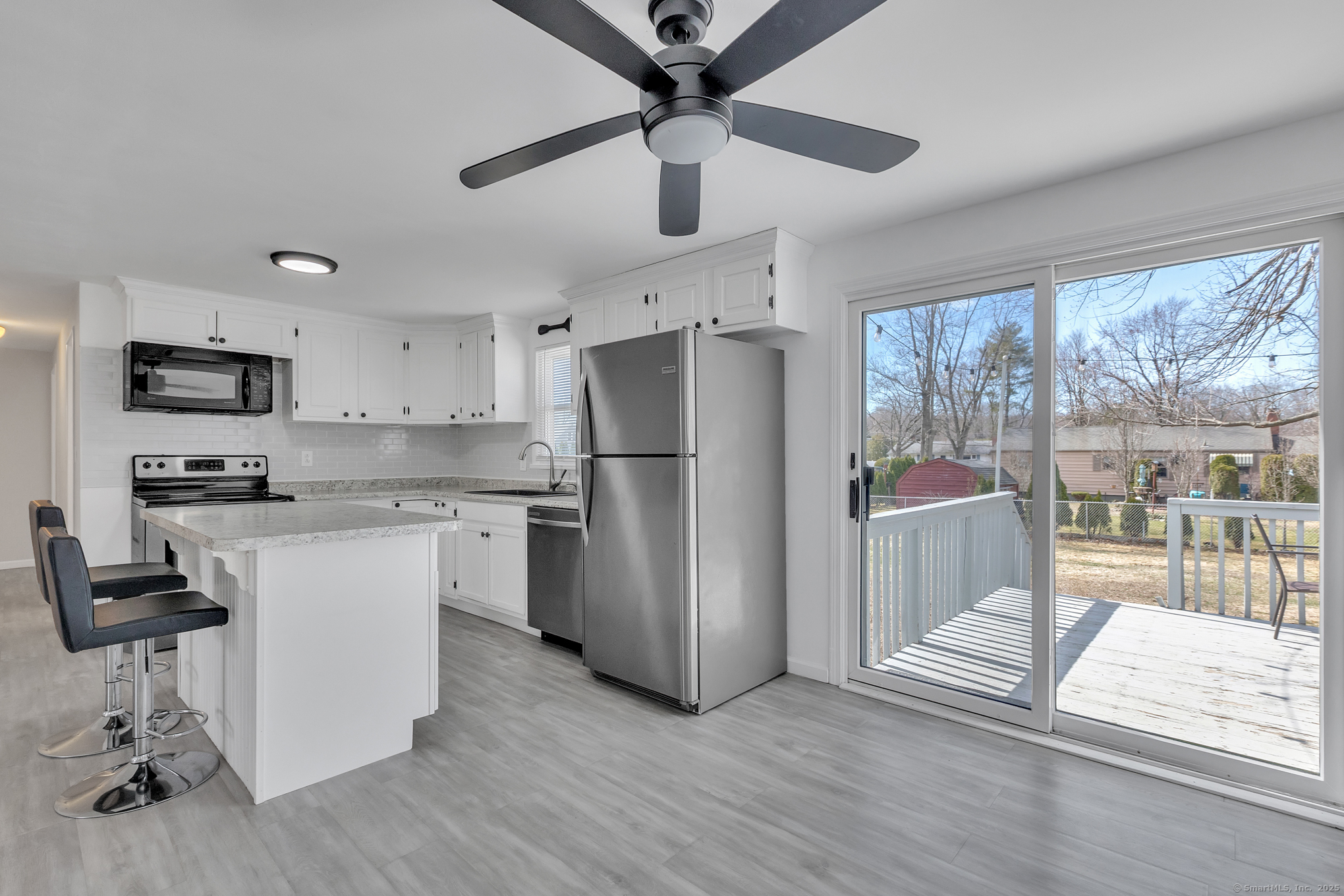 18 Middlesex Drive, Enfield, Connecticut image 6