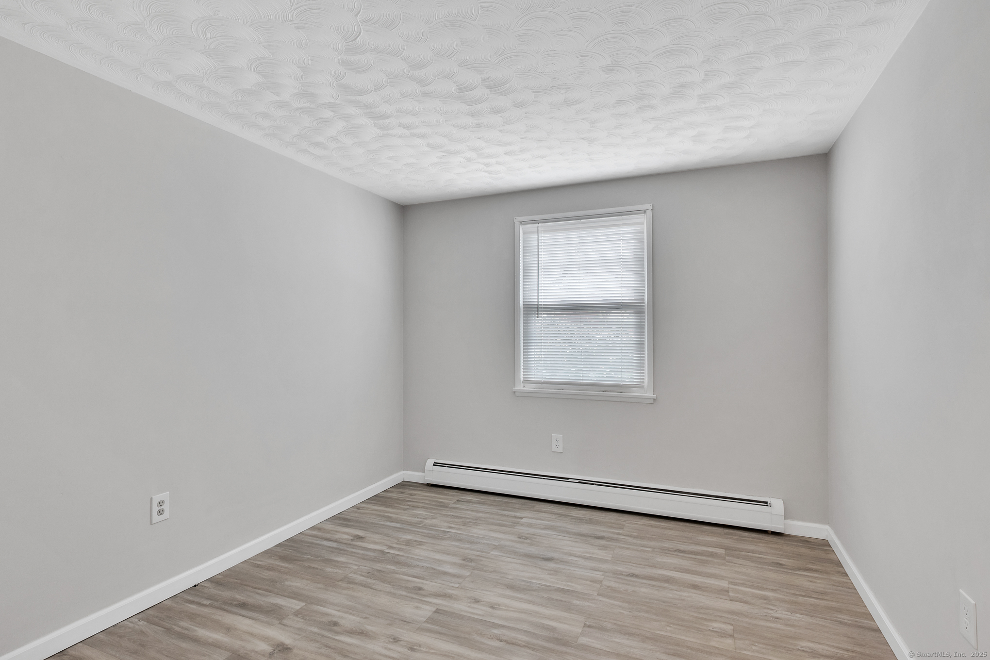 18 Middlesex Drive, Enfield, Connecticut image 17
