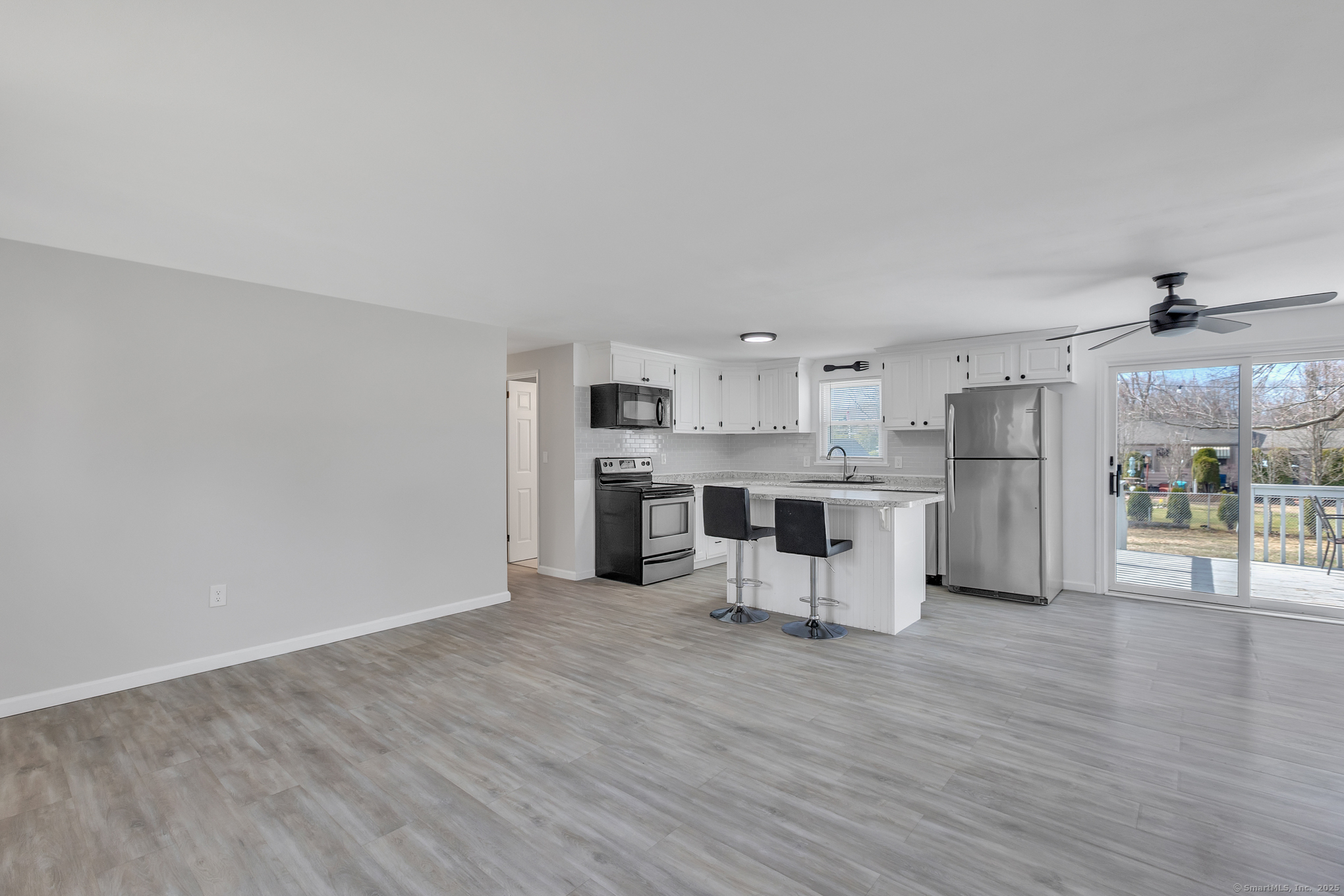 18 Middlesex Drive, Enfield, Connecticut image 15