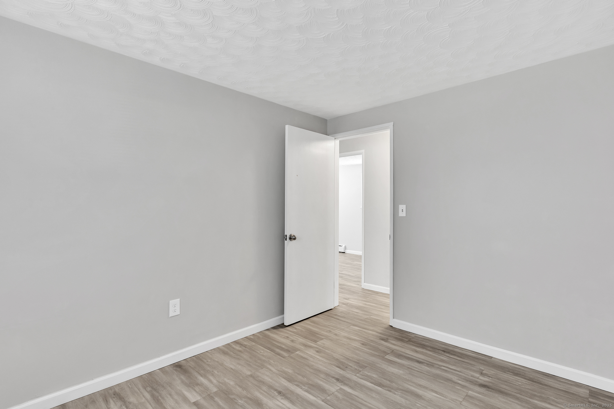 18 Middlesex Drive, Enfield, Connecticut image 19