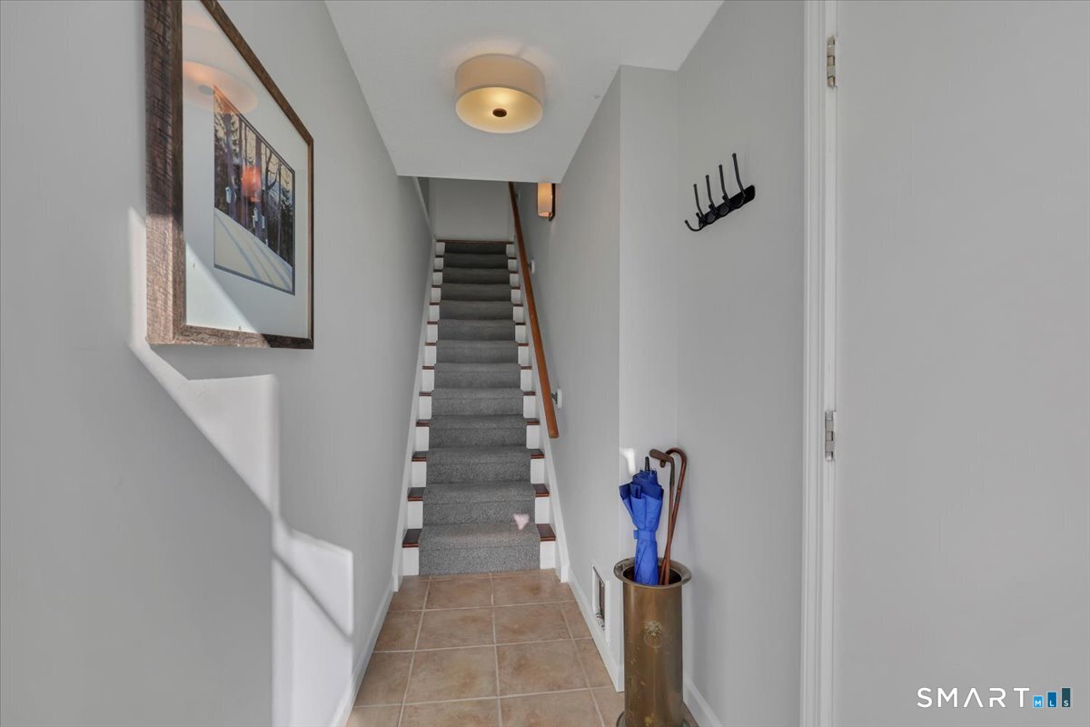 1001 Old Colony Road APT 4-1