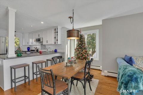 Tiny photo for 1001 Old Colony Road #APT 4-1, Meriden, CT 06451 (MLS # 24144366)