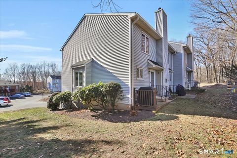 Tiny photo for 1001 Old Colony Road #APT 4-1, Meriden, CT 06451 (MLS # 24144366)