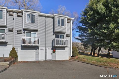 Tiny photo for 1001 Old Colony Road #APT 4-1, Meriden, CT 06451 (MLS # 24144366)
