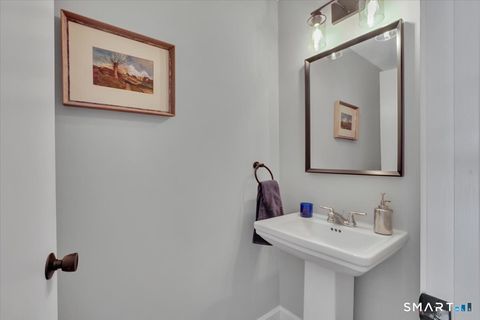 Tiny photo for 1001 Old Colony Road #APT 4-1, Meriden, CT 06451 (MLS # 24144366)