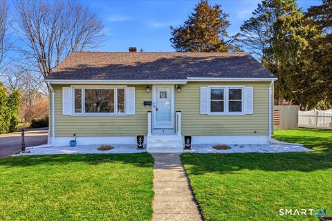Tiny photo for 3 Cedar Street, Waterford, CT 06385 (MLS # 24165028)