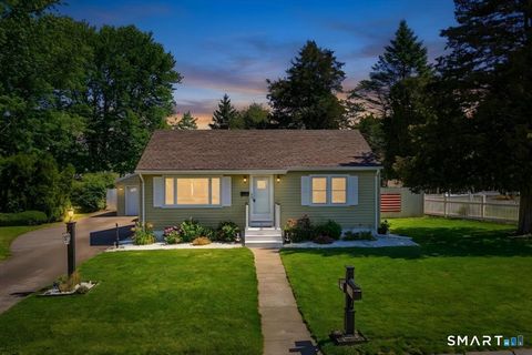 Tiny photo for 3 Cedar Street, Waterford, CT 06385 (MLS # 24165028)