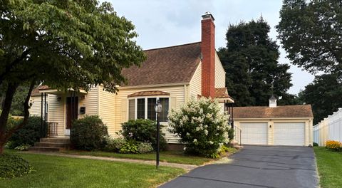 51 Wood Drive East Hartford CT 06108