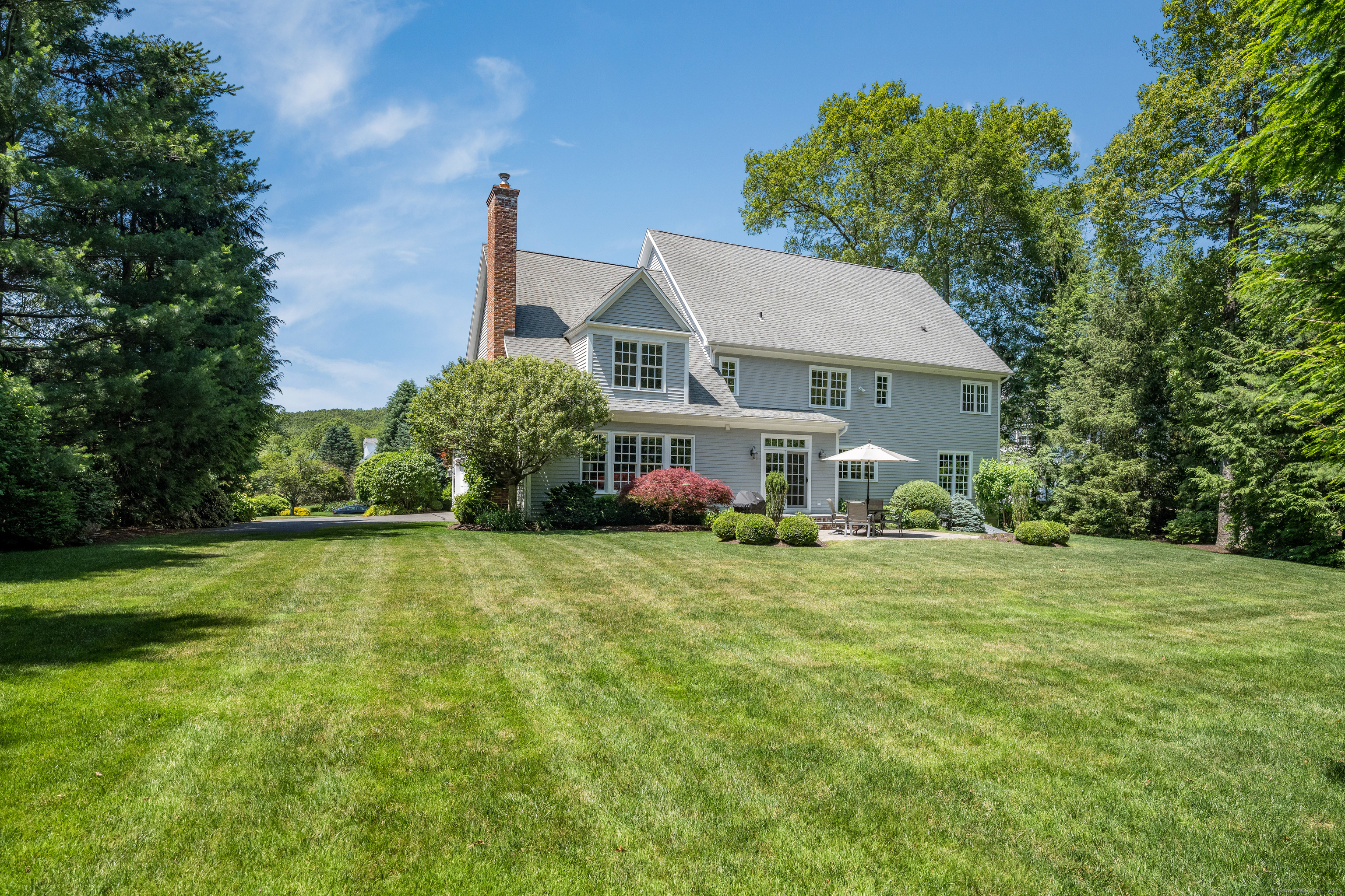 5 Hawks Ridge