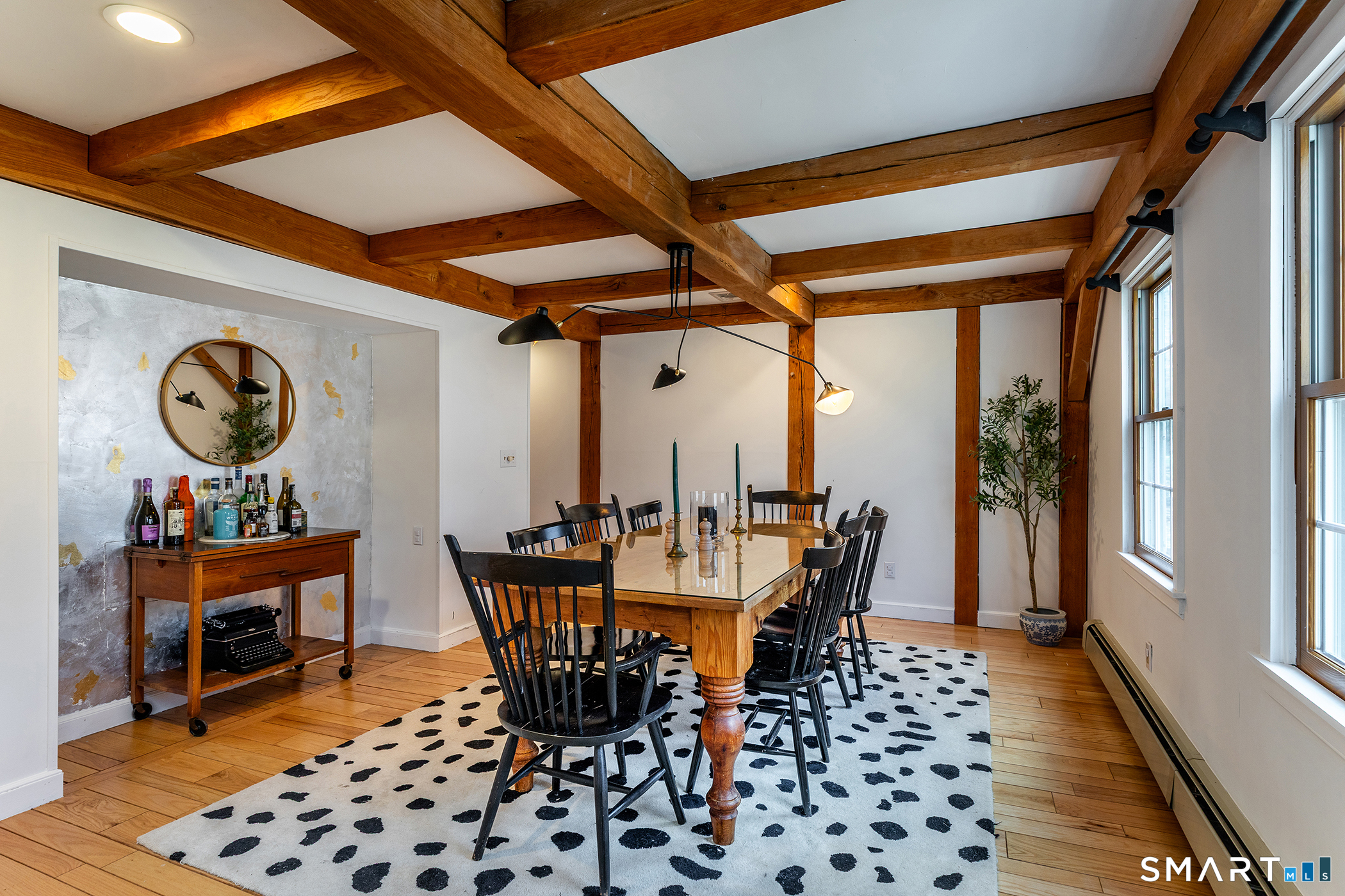 24 Hickory Lane