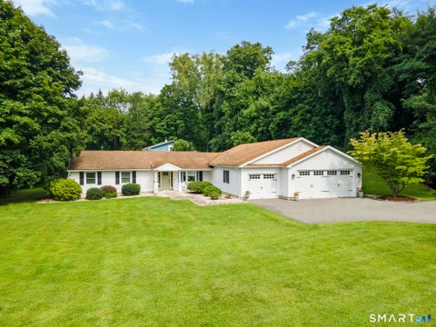 Photo of 32 Hawley Road, Danbury, CT 06811 (MLS # 24204709)