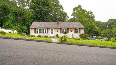 83 View Terrace East Haven CT 06512