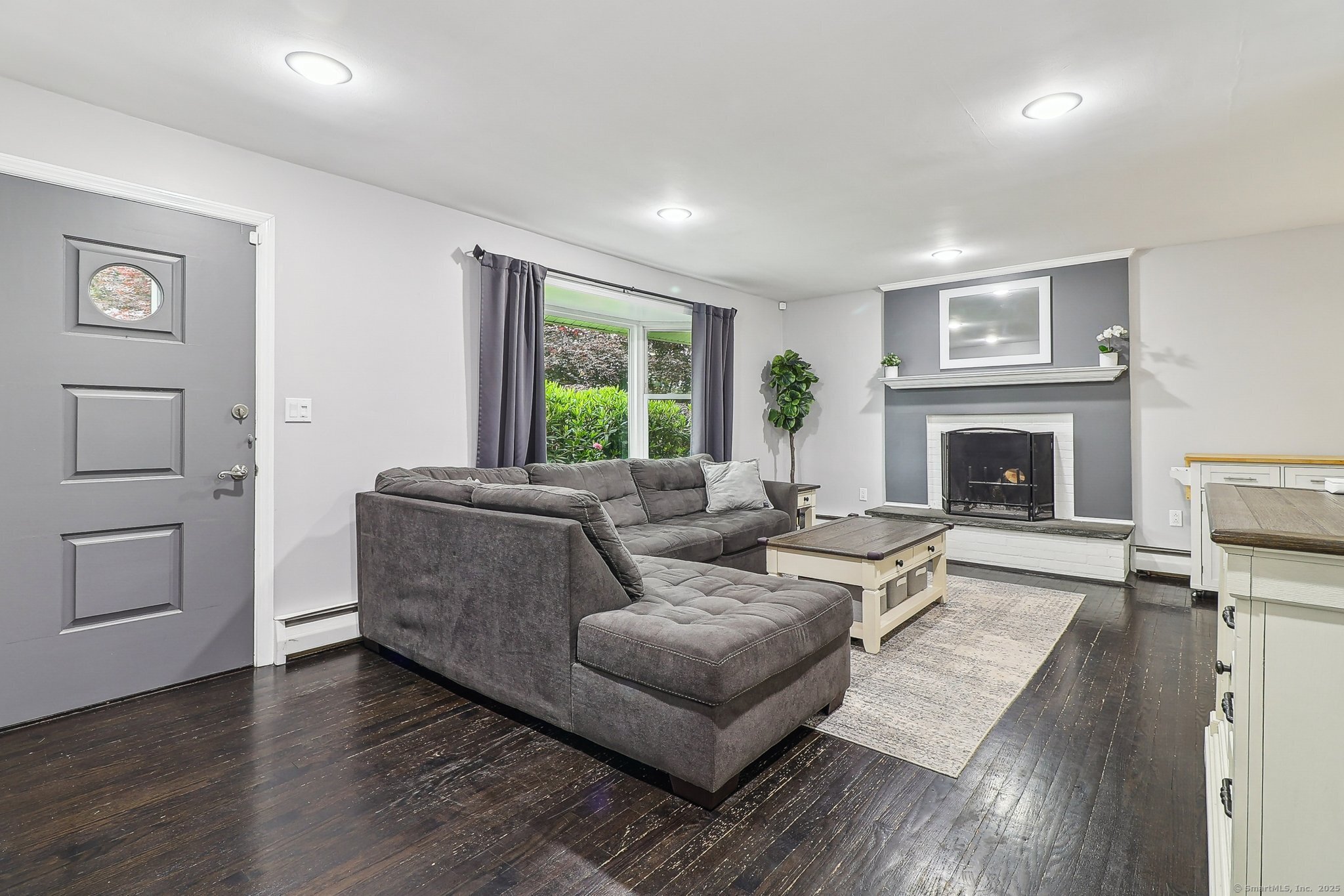 14 Knollwood Terrace East