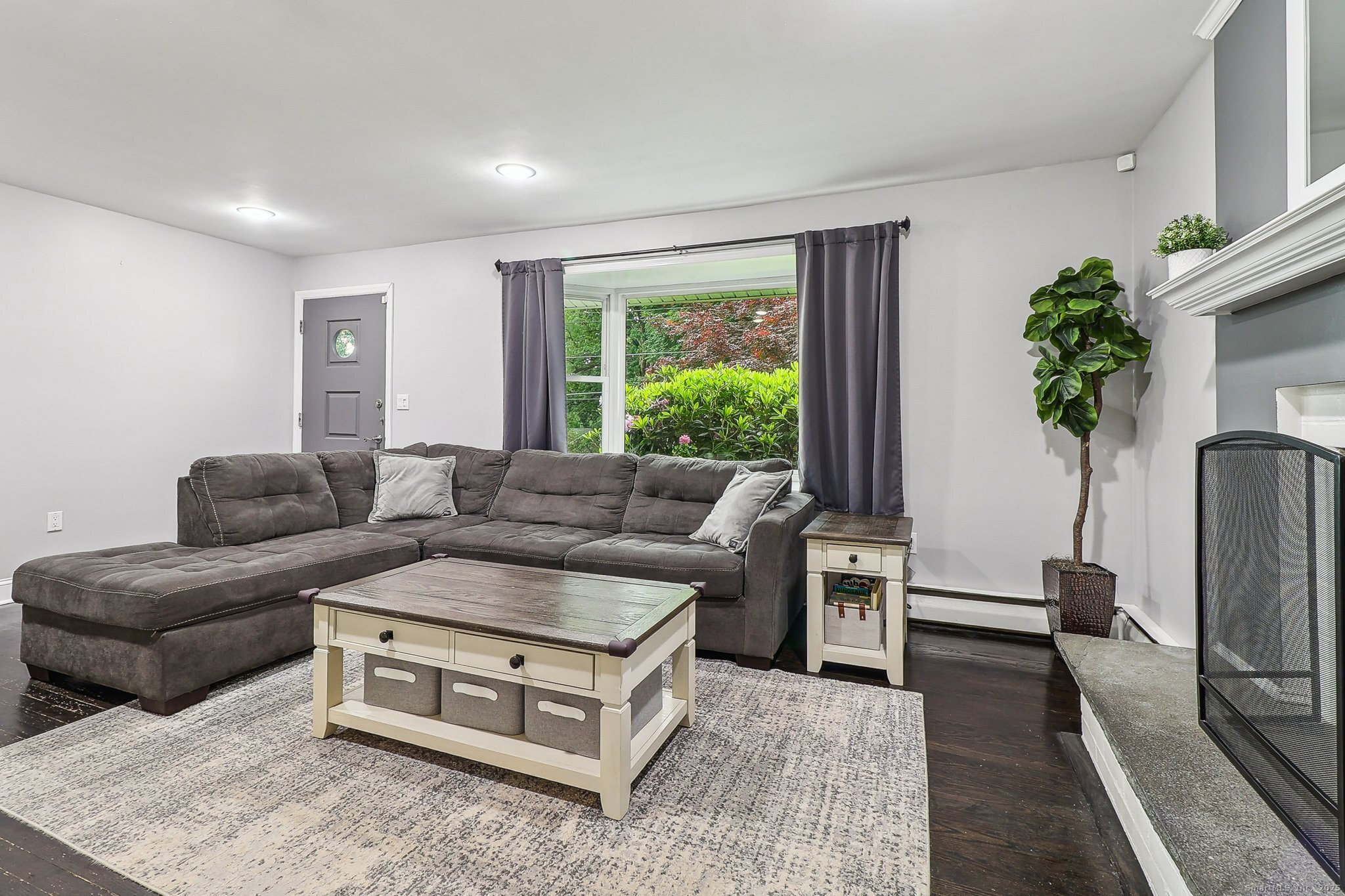14 Knollwood Terrace East