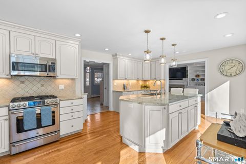 Tiny photo for 10 Foxwood Road, Trumbull, CT 06611 (MLS # 24153319)