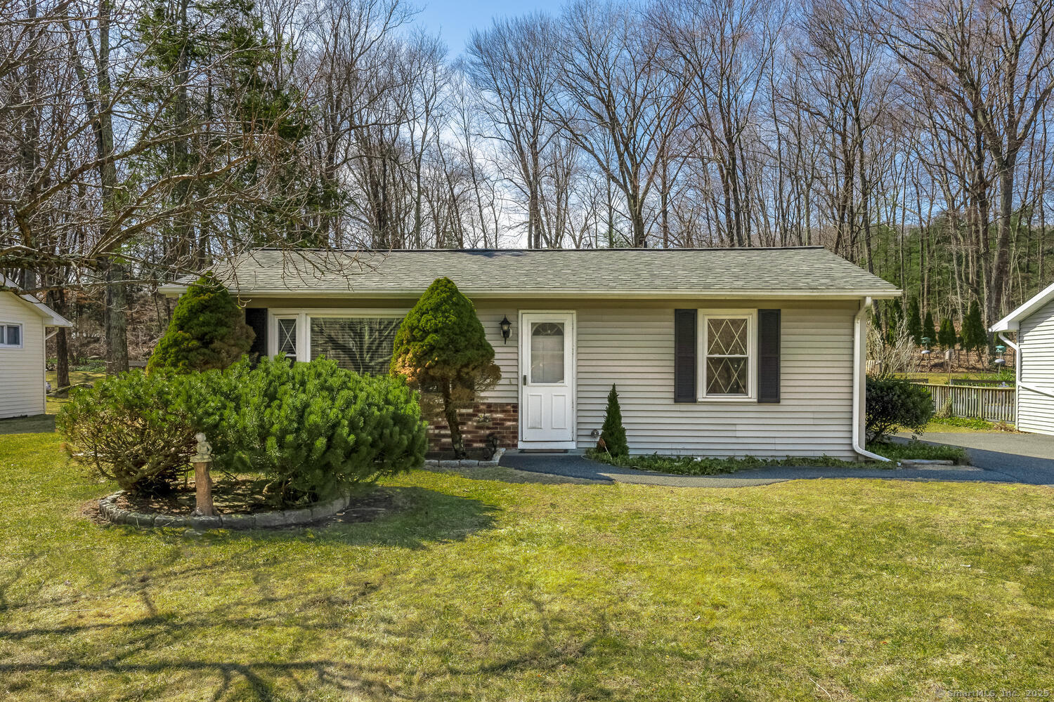 60 Sherry Lane, New Milford, Connecticut image 3