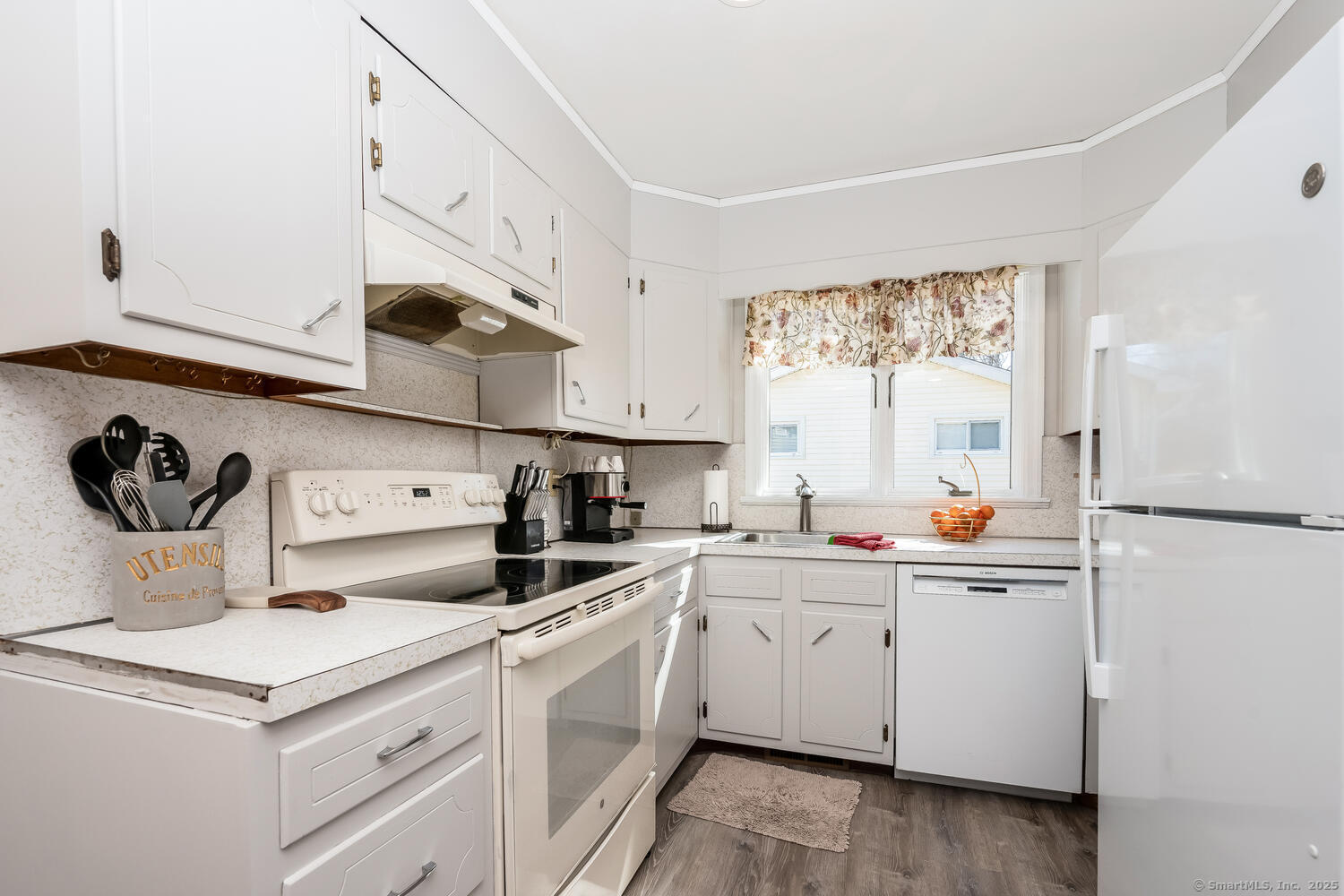 60 Sherry Lane, New Milford, Connecticut image 8
