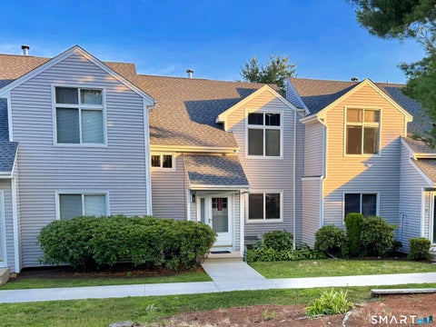 Condo For Sale - 11 Lilac Drive #B<br/> Seymour, CT 06483