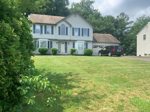 Homes For Sale - 58 Amanda Circle<br/> Windsor, CT 06095