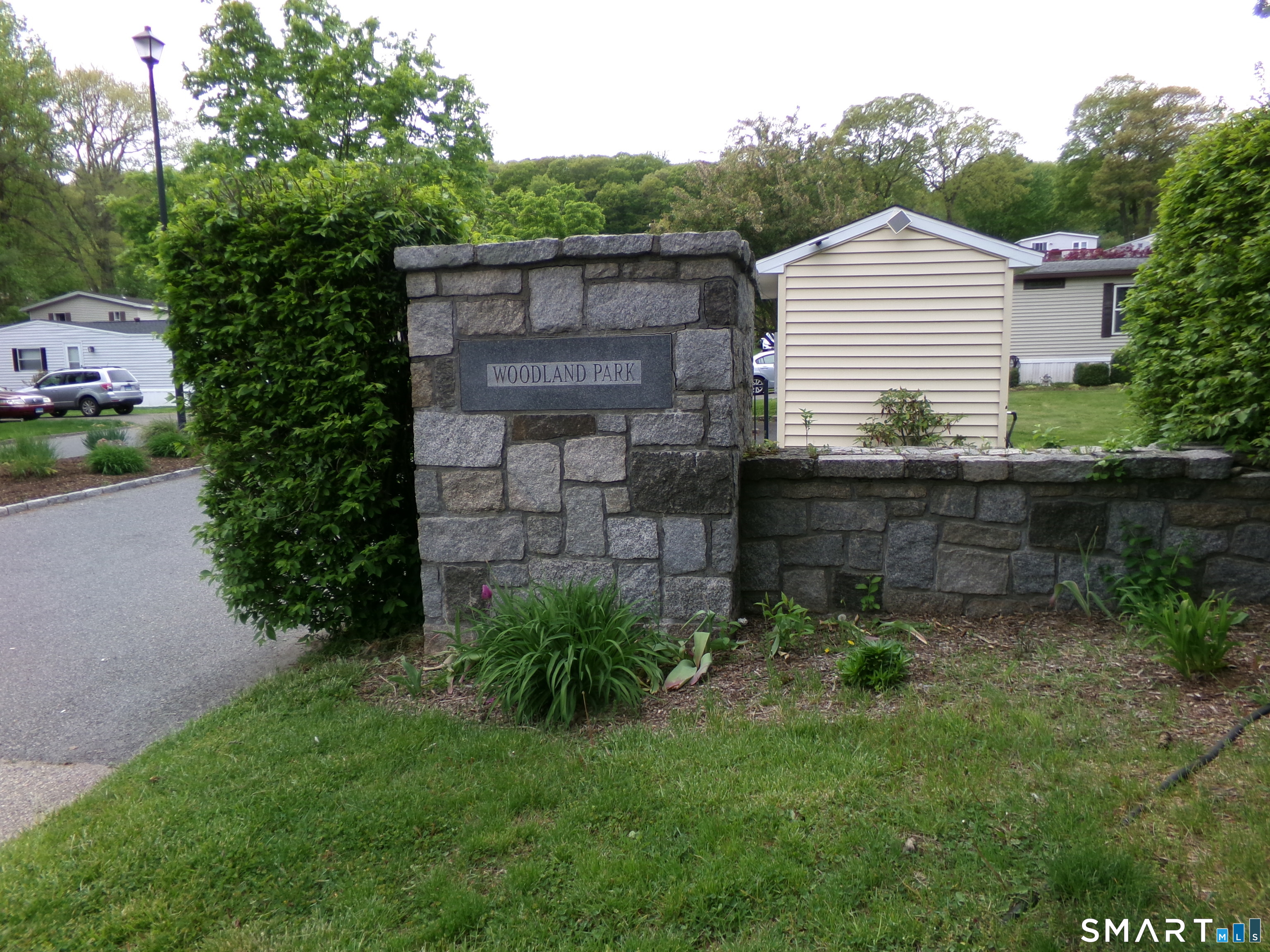 68 Woodland Park