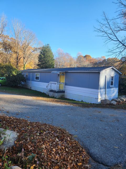 A home in Ledyard