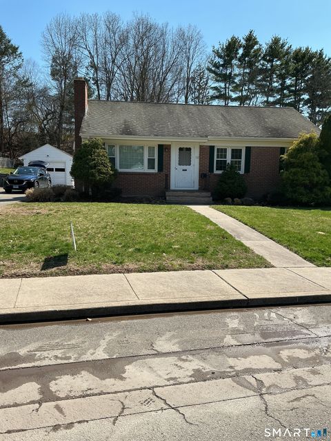 Photo of 192 Wells Street, Manchester, CT 06040 (MLS # 24166072)