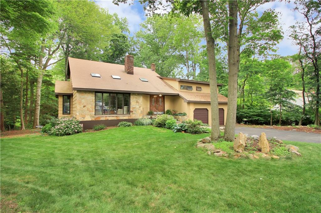 Photo 1 of 524 Booth Hill Road, Trumbull, Connecticut, $425,000, Web #: 99192618