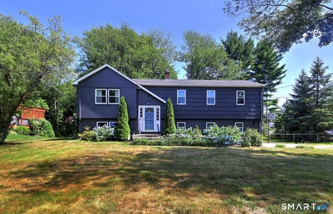 Homes For Sale - 11 Ark Road<br/> Branford, CT 06405