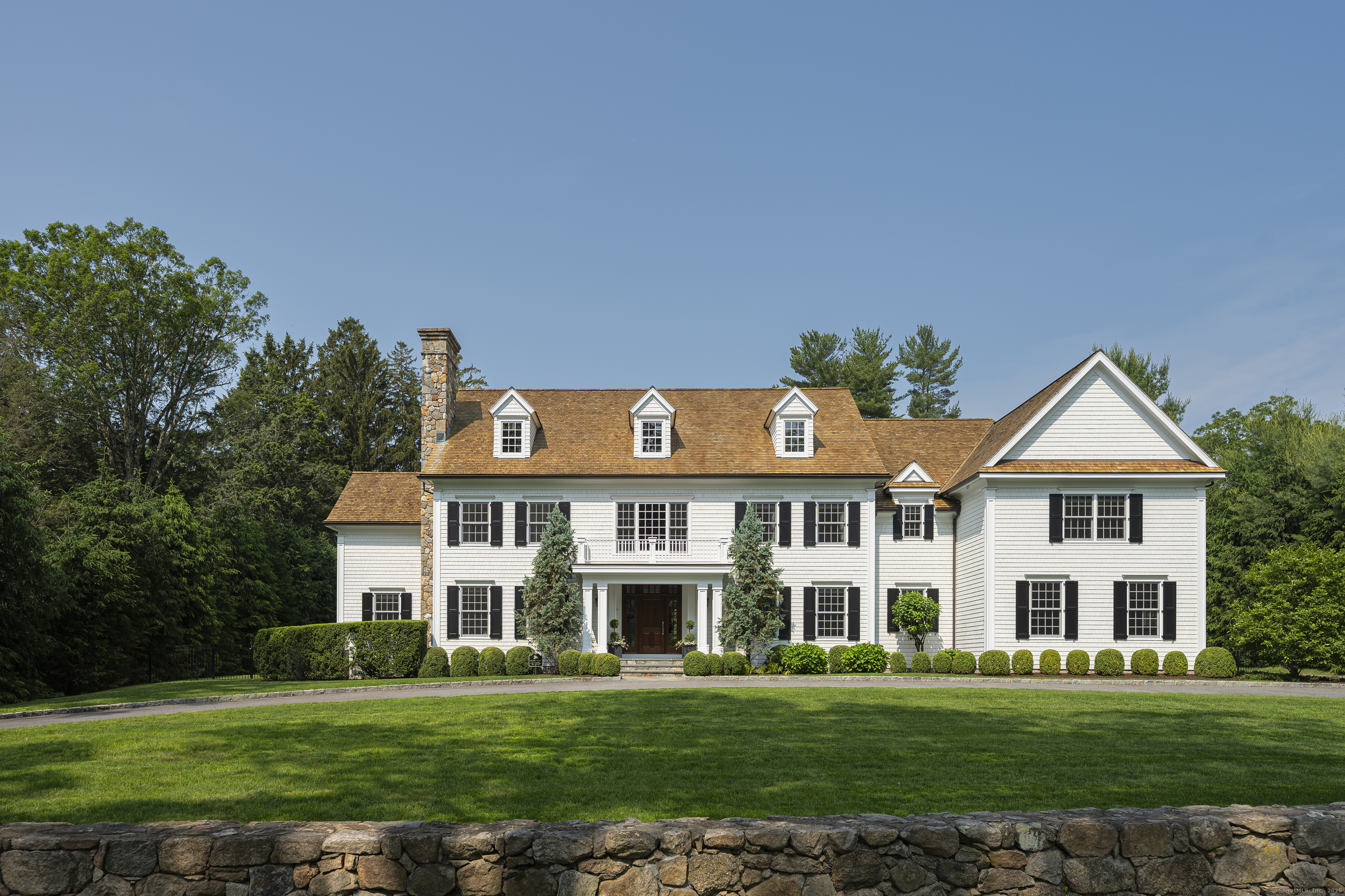 Chichester Road, New Canaan, Connecticut - 6 Bedrooms  
6.5 Bathrooms  
12 Rooms - 