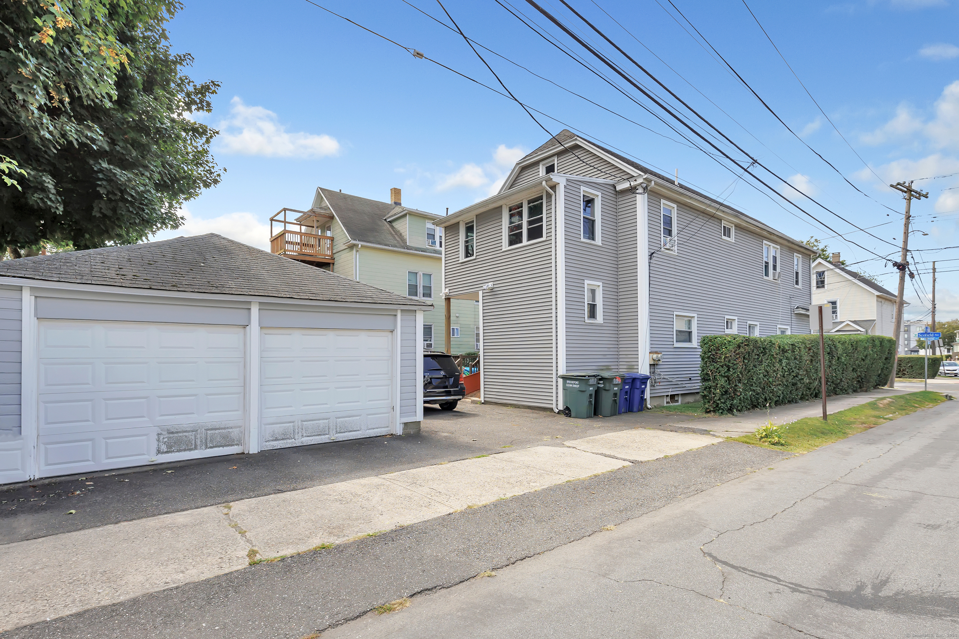 192 Scofield Avenue