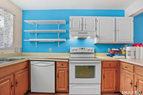 Tiny photo for 1655 N Colony Road #17, Meriden, CT 06450 (MLS # 24150097)