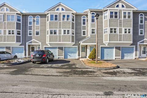 Photo of 1655 N Colony Road #17, Meriden, CT 06450 (MLS # 24150097)