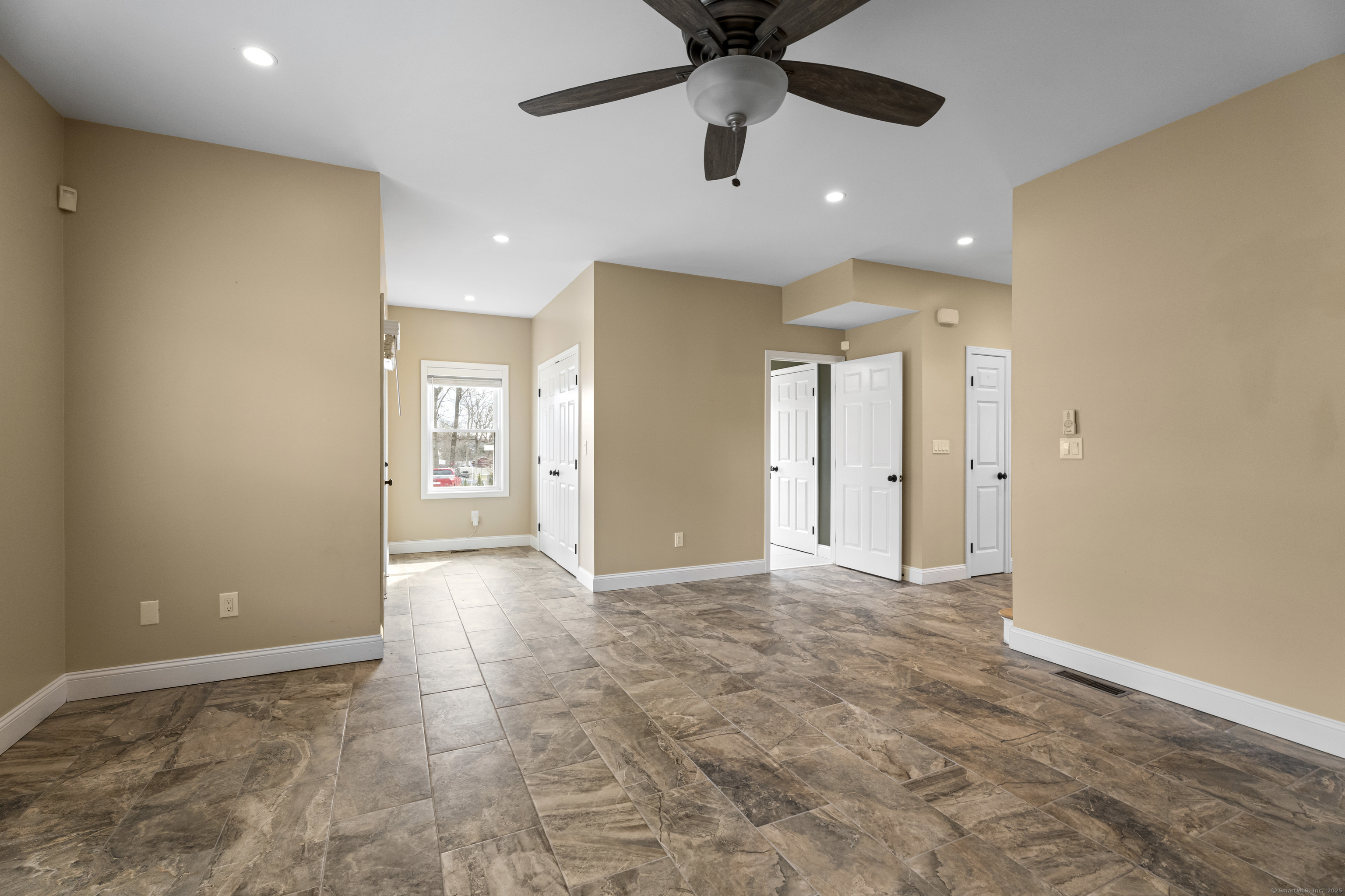 300 Laurel Street, East Haven, Connecticut image 7