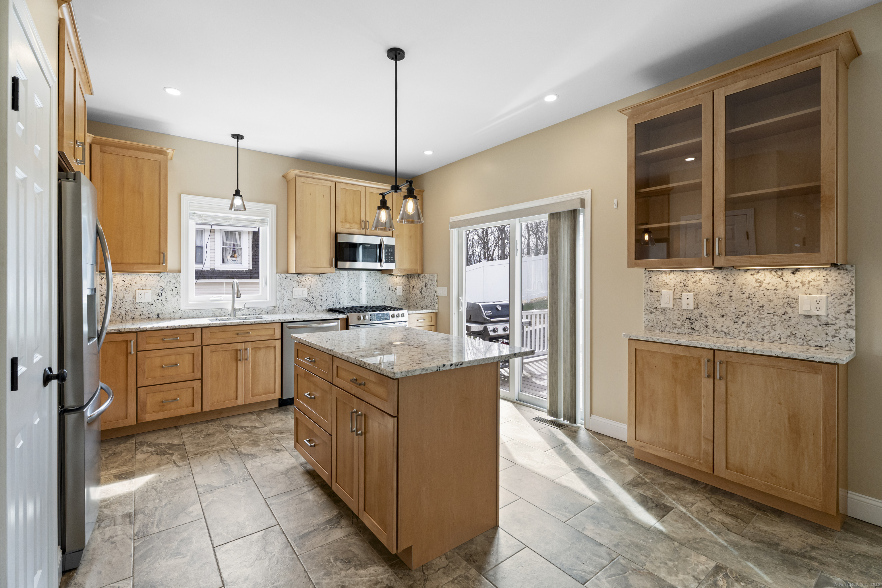 300 Laurel Street, East Haven, Connecticut image 15