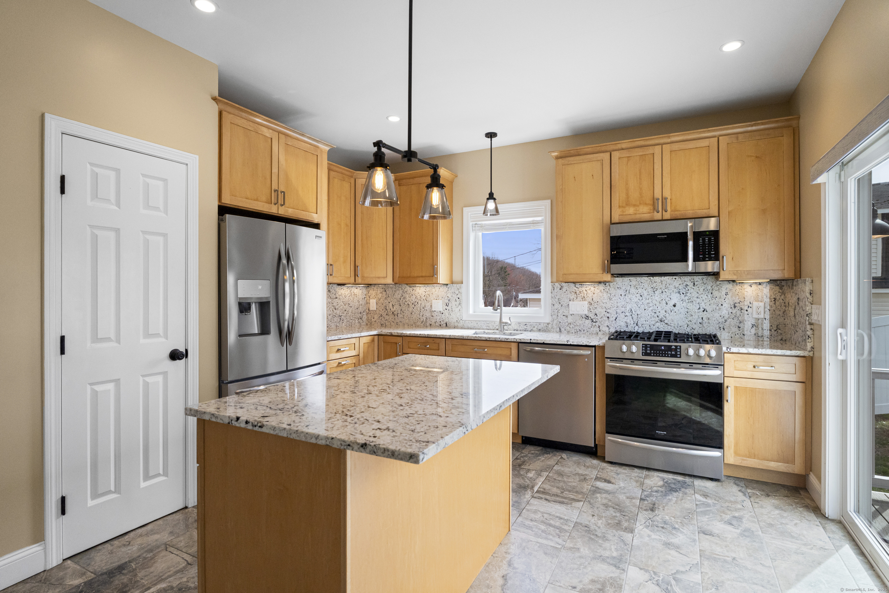 300 Laurel Street, East Haven, Connecticut image 12