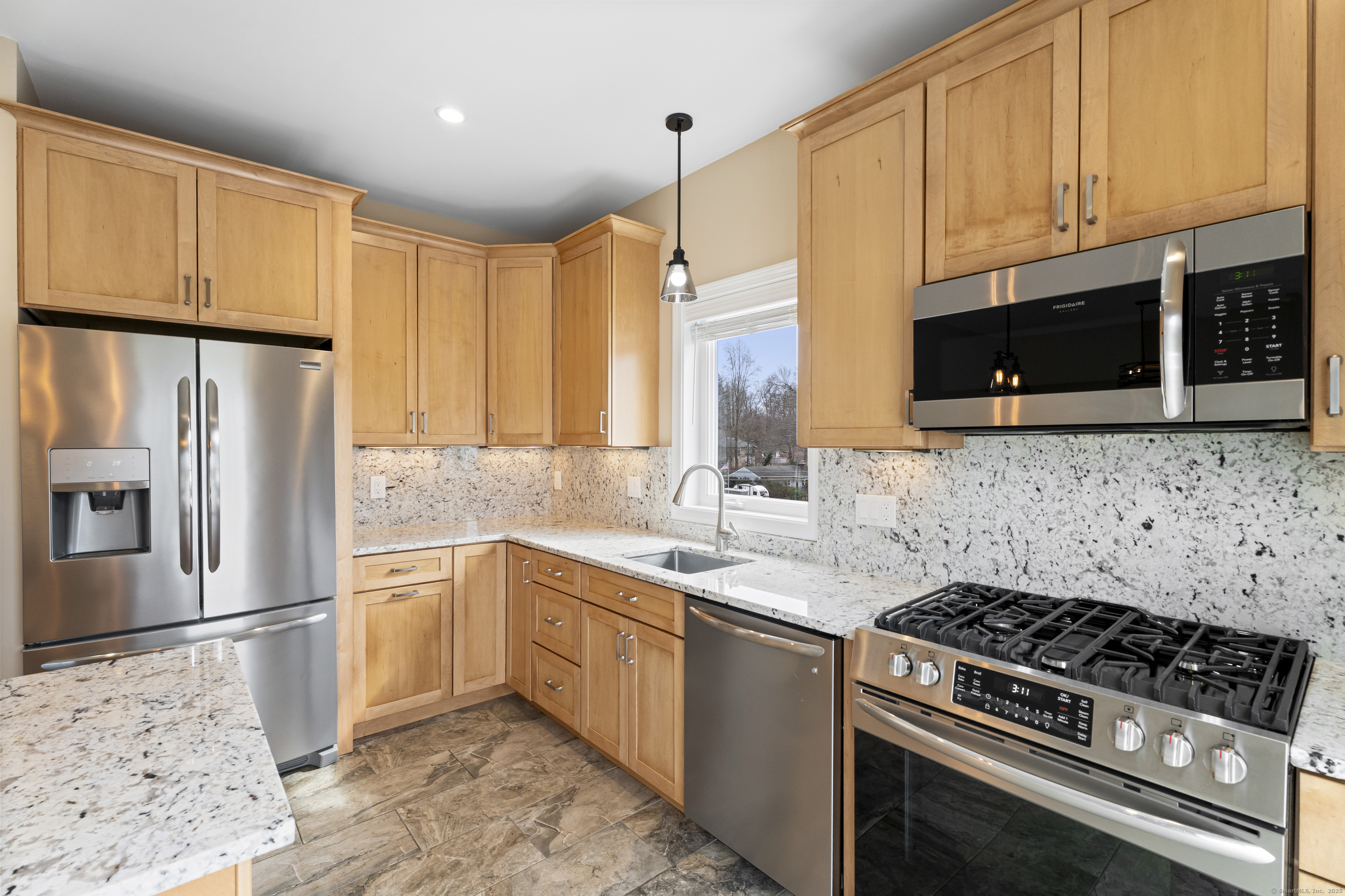 300 Laurel Street, East Haven, Connecticut image 14